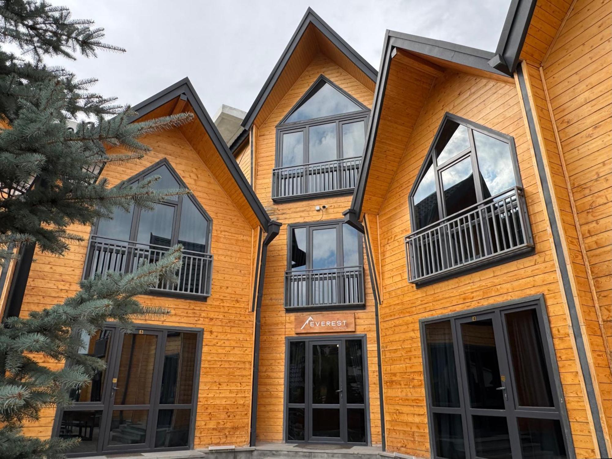 Everest Rest House Tsaghkadzor Exterior photo
